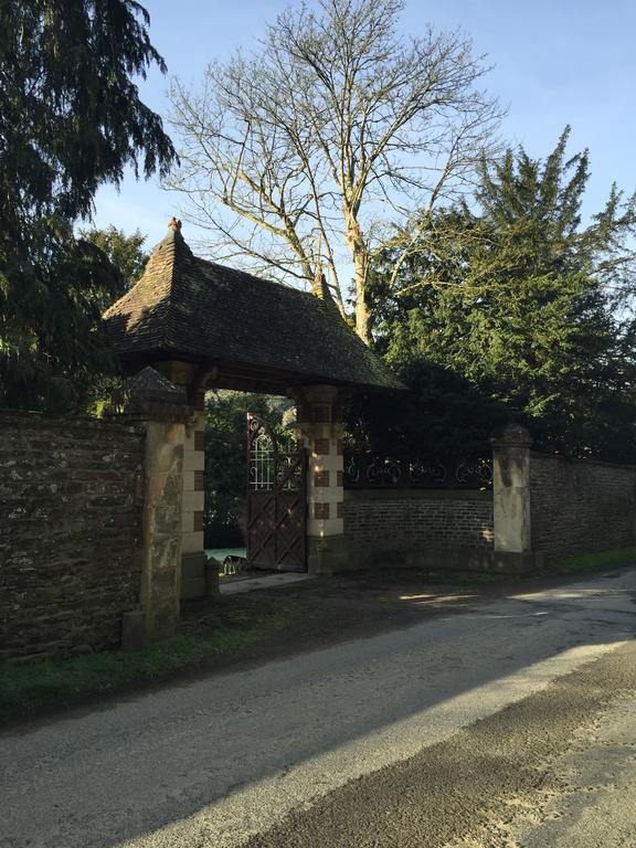 Le Manoir De Benedicte B&B Cahan Exteriér fotografie
