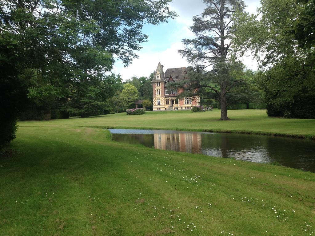 Le Manoir De Benedicte B&B Cahan Exteriér fotografie